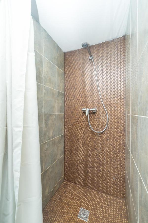 Budyne Apartment Budyne nad Ohri Esterno foto